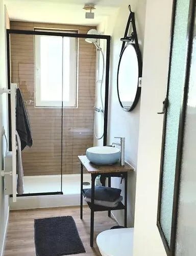 Au Coeur Du Village Avec Terrasse Apartmán